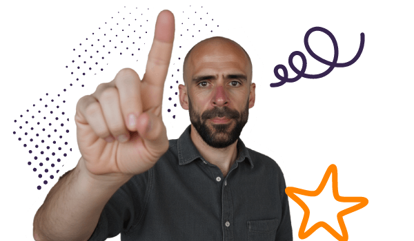 Álvaro Torres raising his index finger, highlighting unique rental websites