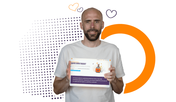 Álvaro Torres con una web entre manos y varios corazones alrededor